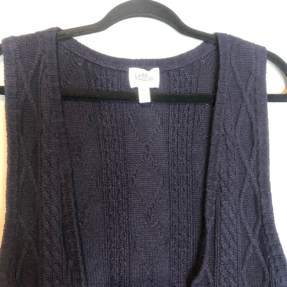 UO Lark & Wolff Cable Knit Open Front Vest, size M - Picture 2 of 7
